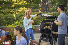 Weber grill na pellet SmokeFire EX4 GBS
