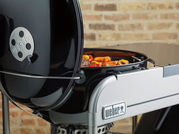 Weber Performer Deluxe GBS 57 cm Weber Performer Deluxe GBS 57 cm