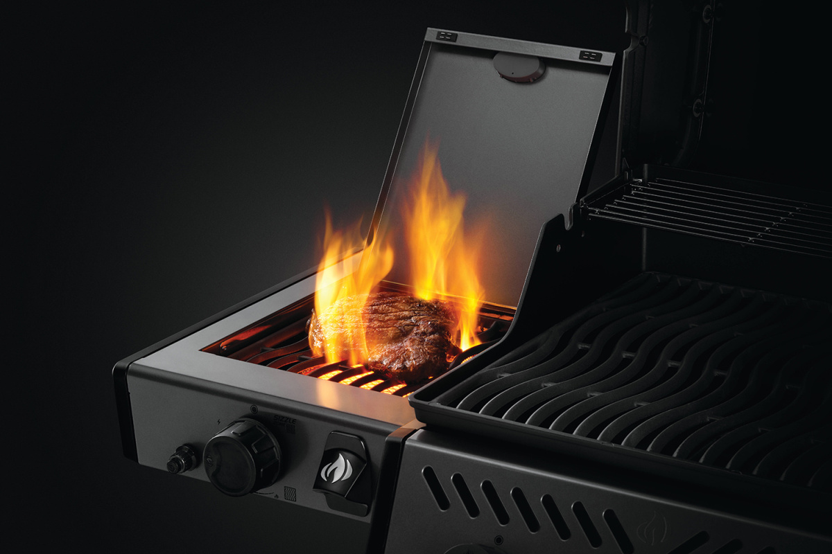 Grill gazowy Napoleon Freestyle 425 z kuchenką boczną Sizzle Zone Grill gazowy Napoleon Freestyle 425 z kuchenką boczną Sizzle Zone