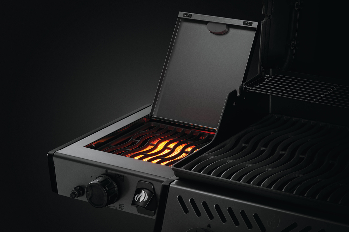 Grill gazowy Napoleon Freestyle 425 z kuchenką boczną Sizzle Zone Grill gazowy Napoleon Freestyle 425 z kuchenką boczną Sizzle Zone