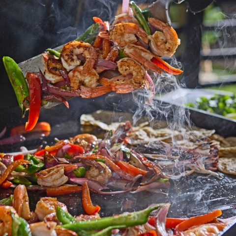 Zestaw z łopatką do płyty grillowych 2 szt Zestaw z łopatką do płyty grillowych 2 szt