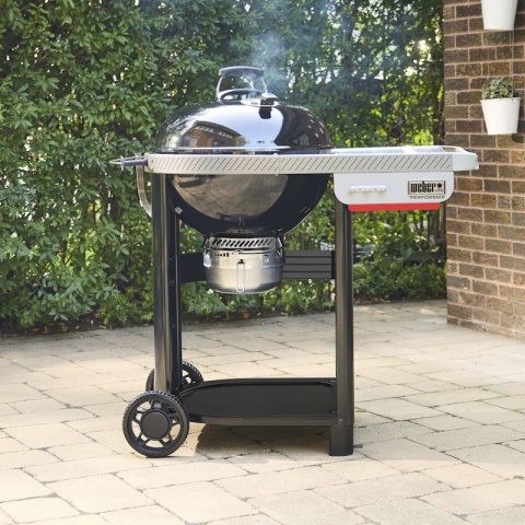Weber Performer 57 cm model 2026