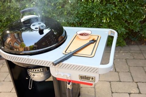 Weber Performer 57 cm model 2026